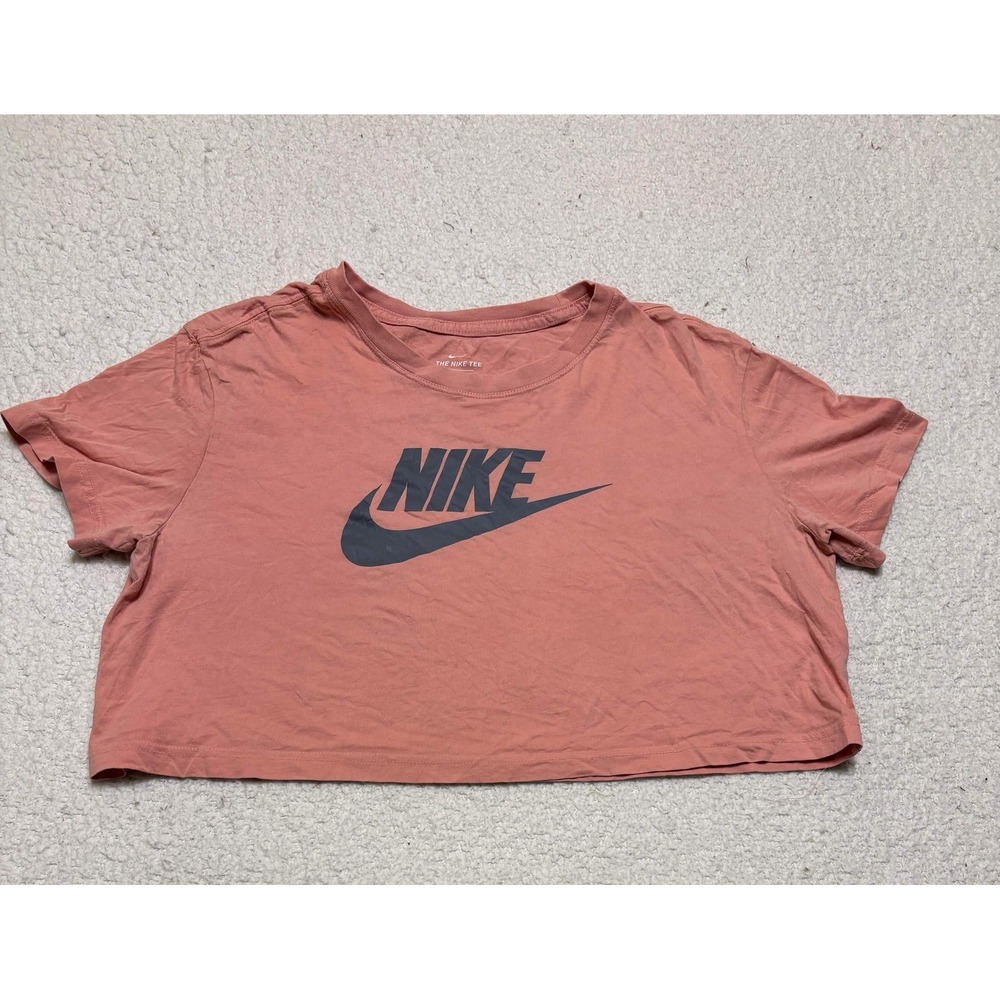 Nike Womens T-shirt Cropped Size M Pink The Nike Tee 100% Cotton Solid Swoosh